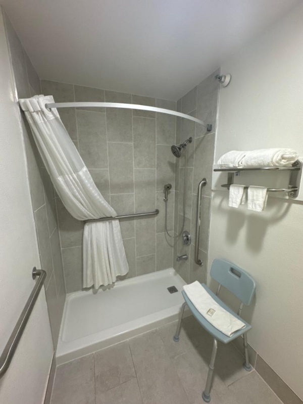 Days Inn by Wyndham Salina I-70 image 22