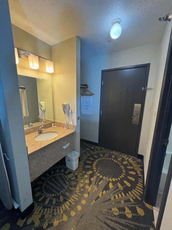 Days Inn by Wyndham Salina I-70 Main image